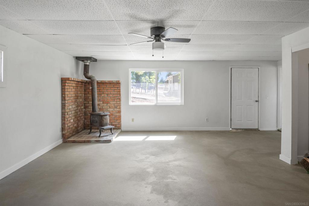 MLS #250040937SD image #20