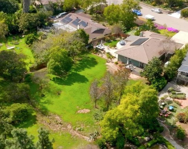 Detail Gallery Image 2 of 40 For 4873 Sunrise Valley Dr., El Cajon,  CA 92020 - 4 Beds | 2 Baths