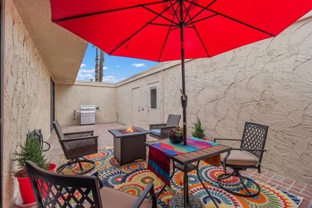 45475 Pueblo Road, Indian Wells CA: https://media.crmls.org/mediaz/60ac43e3-0af3-452f-8916-bed724551976.jpg