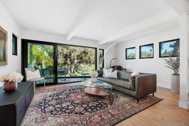 Detail Gallery Image 11 of 22 For 163 Norfolk Dr, Cardiff By The Sea,  CA 92007 - 2 Beds | 2 Baths