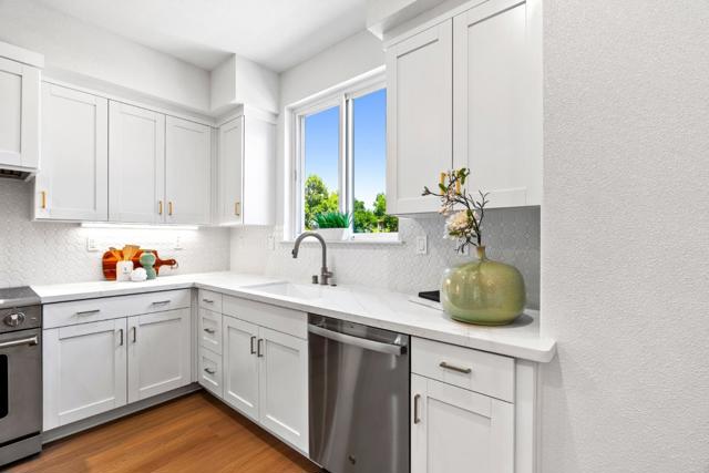 931 Woodside Road, Redwood City CA: https://media.crmls.org/mediaz/60ae0235-bfab-4314-96c2-12128b990450.jpg