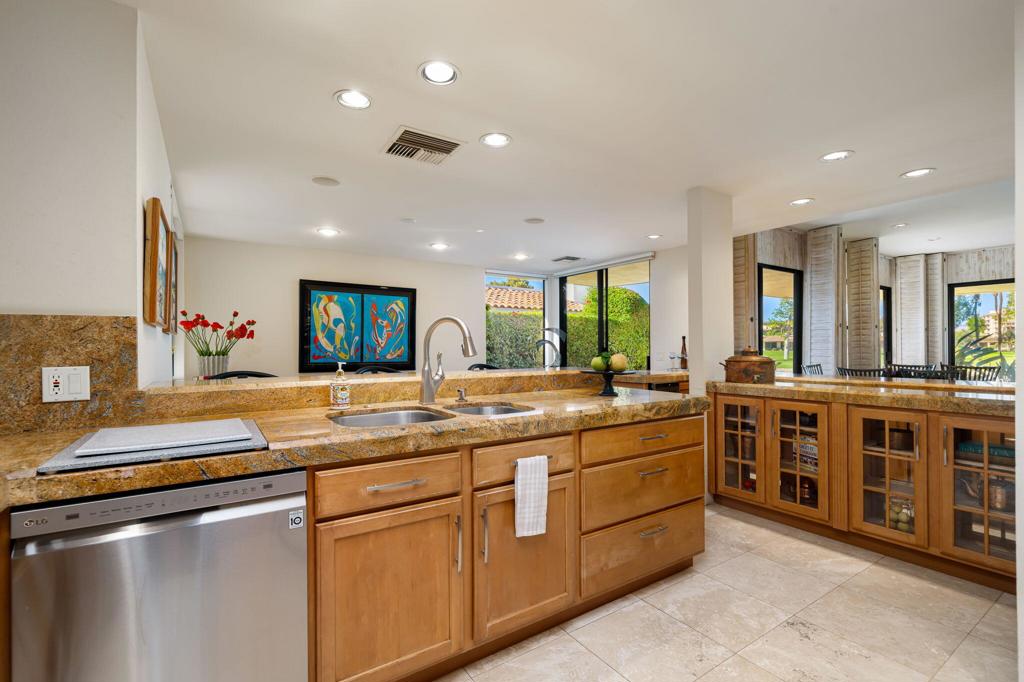 MLS #219138135DA image #15