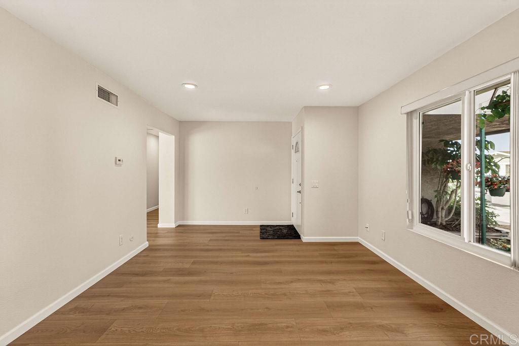 10943 Martinique Way - photo 9