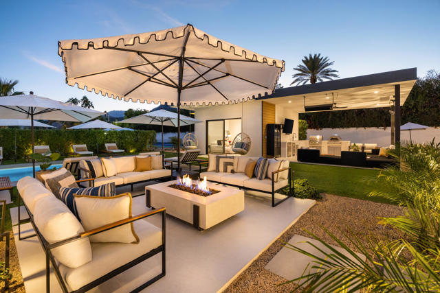 43421 Joshua Road, Rancho Mirage CA: https://media.crmls.org/mediaz/60aeff75-bafd-4c01-b554-05bfc1e9d962.jpg