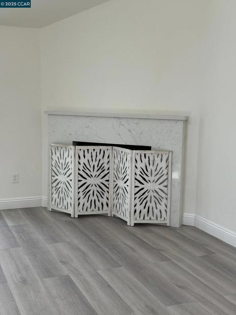 797 Orinda Ct, Fairfield CA: https://media.crmls.org/mediaz/60af19f4-4fe5-4bd3-8203-06577c6af858.jpg