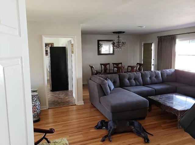 Image 4 of 19 For 1285 Chapel Drive