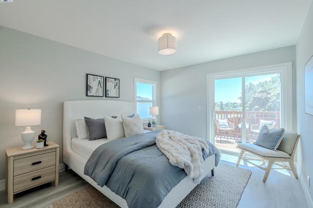 10007 Burr St, Oakland CA: https://media.crmls.org/mediaz/60b0a0da-c1c8-489c-a960-dfe0308dda75.jpg