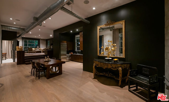710 N Orlando Avenue, West Hollywood CA: https://media.crmls.org/mediaz/60b0e2a8-9752-4de7-9099-da048c8c9897.jpg