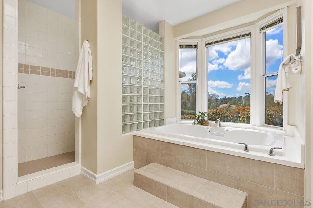 14353 Sandhill Dr. - photo 19