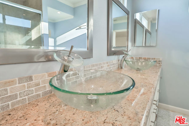 768 Aileen Street, Camarillo CA: https://media.crmls.org/mediaz/60b30bfe-eed4-4528-b41a-bf7a716ce695.jpg