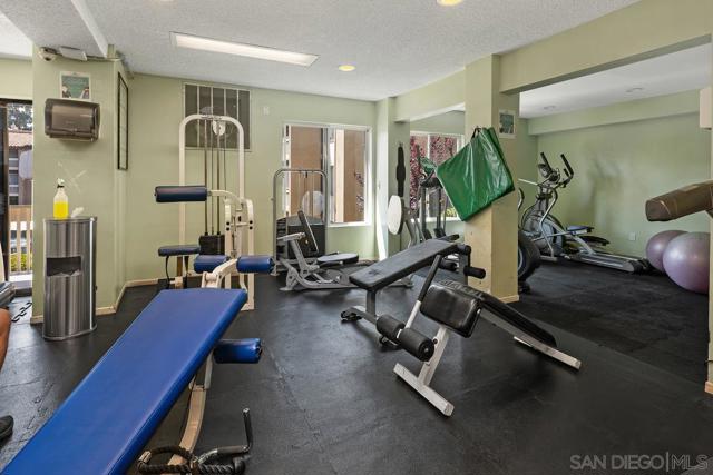 1855 Diamond St, San Diego CA: https://media.crmls.org/mediaz/60b31d01-574b-403f-ad30-6163a418ee97.jpg