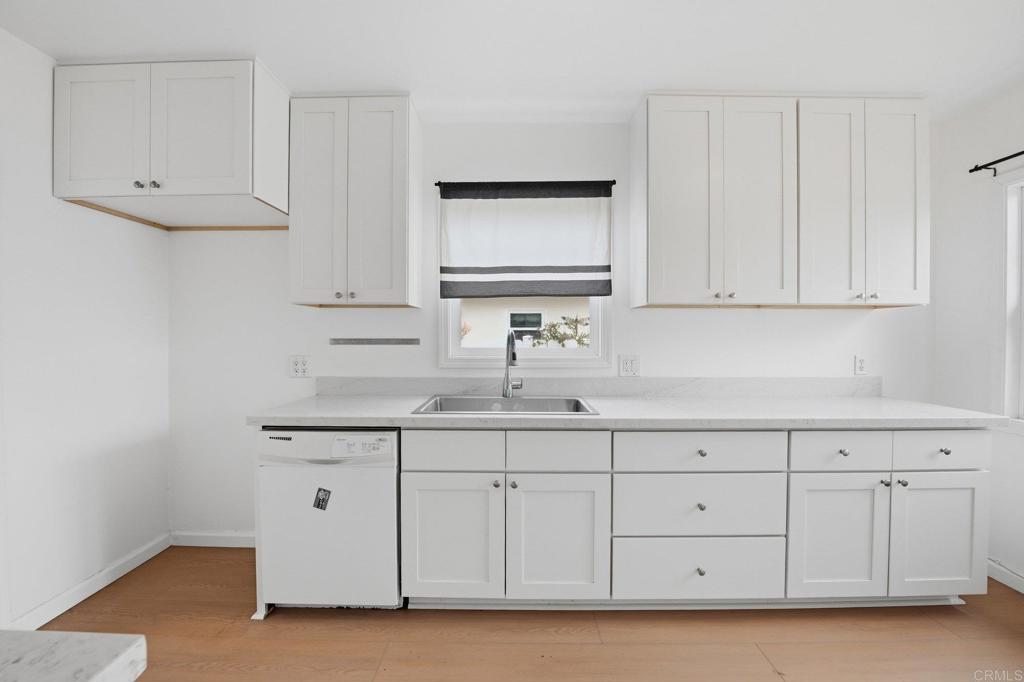 1819 Tremont Street - photo 10