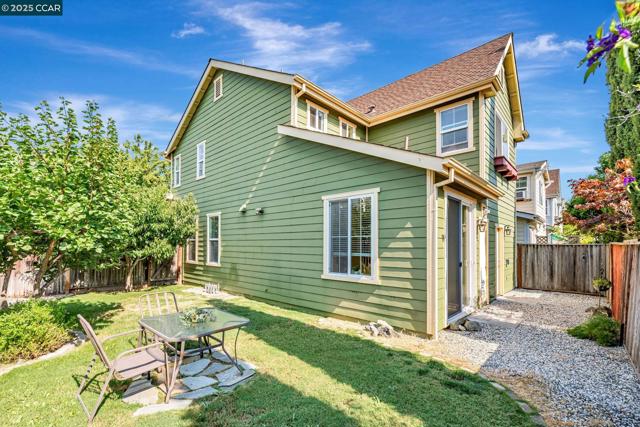 2 Corvina Ct, American Canyon CA: https://media.crmls.org/mediaz/60b3bfae-91fb-4c79-b35b-6f3f96ee23be.jpg