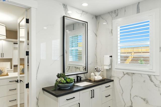 1691 S Wren Street, Dublin CA: https://media.crmls.org/mediaz/60b3d9ad-00d9-47c6-8e31-f026ab411814.jpg