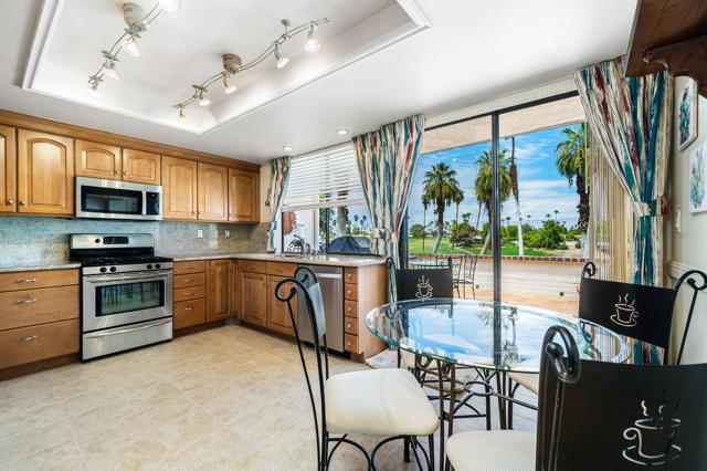 6 Palomas Drive, Rancho Mirage, CA 92270