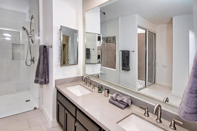 125 Lakeshore Drive, Rancho Mirage CA: https://media.crmls.org/mediaz/60b4dbe4-5625-451f-b059-6400b706d9d0.jpg
