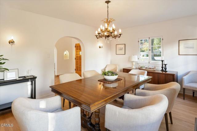 Detail Gallery Image 18 of 69 For 1110 E Mountain St, Glendale,  CA 91207 - 4 Beds | 3 Baths