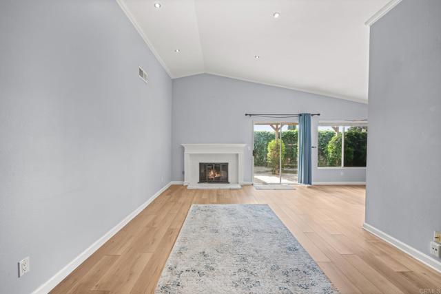 Detail Gallery Image 12 of 36 For 4843 Sumac Pl, Oceanside,  CA 92057 - 3 Beds | 2 Baths