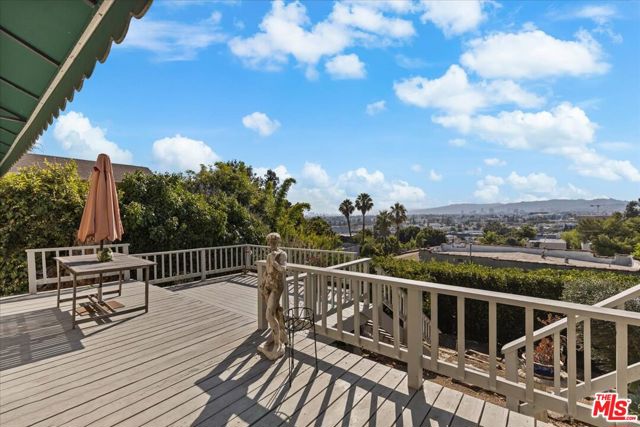 931 Lucile Avenue, Los Angeles, California 90026, ,Multi-Family,For Sale,Lucile,24413795