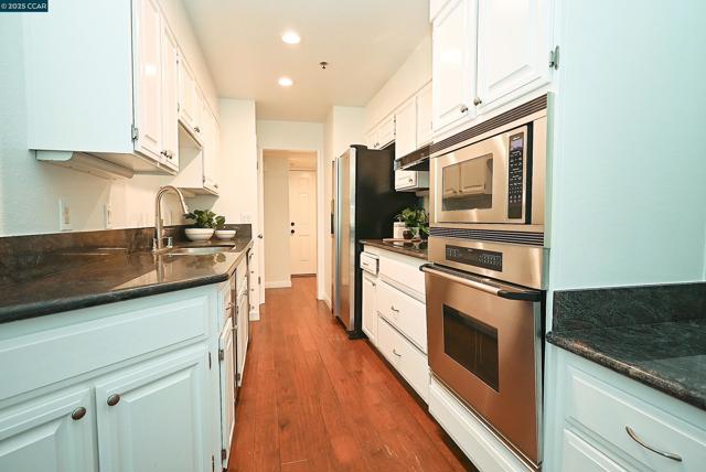 3279 Mt Diablo Ct, Lafayette CA: https://media.crmls.org/mediaz/60b9dbb4-cff4-4206-8f8a-97cb8c58062c.jpg