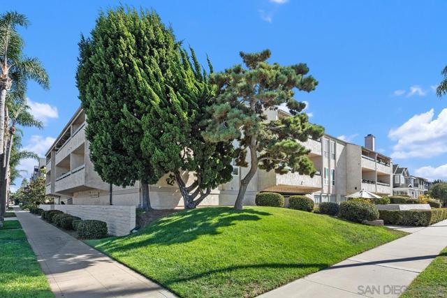 821 E Ave, Coronado, California 92118, 3 Bedrooms Bedrooms, ,2 BathroomsBathrooms,Condominium,For Sale,E Ave,250041391SD