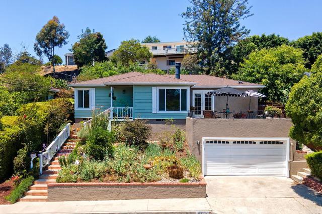 8420 Porter Hill Terrace, La Mesa CA: https://media.crmls.org/mediaz/60bbf9c0-5ab1-4b6a-933f-45eb835034d6.jpg