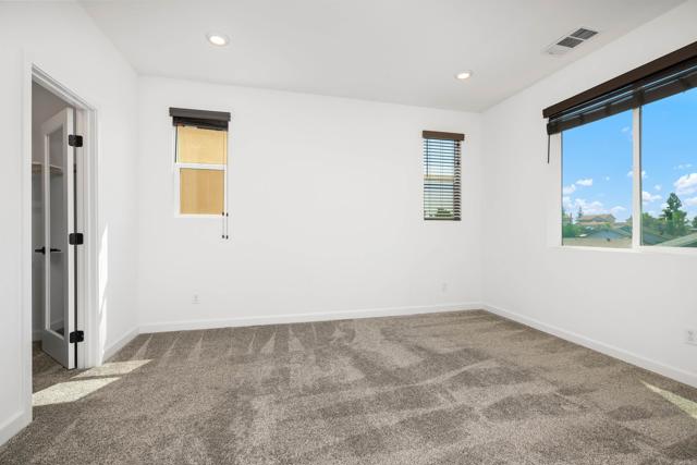 Image 14 of 39 For 1912 Julie Dawn Place