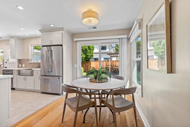 166 Willow Road, Menlo Park CA: https://media.crmls.org/mediaz/60bf5bd2-834c-4983-b266-7f3836705839.jpg