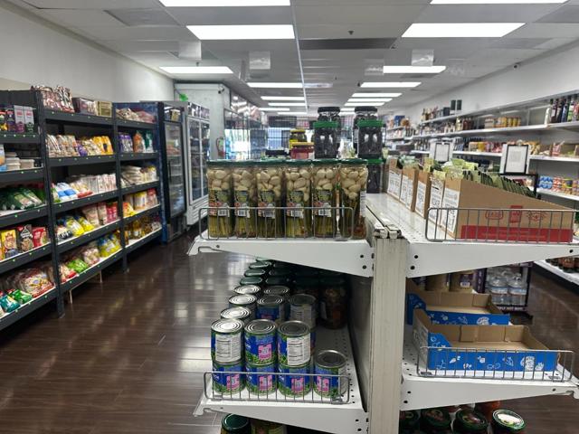 5882 5882 Mowry School Road, Newark CA: https://media.crmls.org/mediaz/60bfa7d2-2304-446f-b637-6191e71b476e.jpg