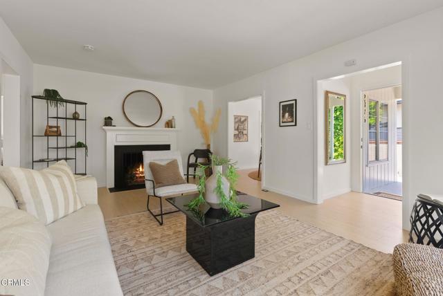 2376 Monte Vista Street, Pasadena CA: https://media.crmls.org/mediaz/60c0629d-8706-42e2-b4d7-c11048fd412f.jpg