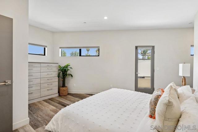 4161 Maryland St, San Diego CA: https://media.crmls.org/mediaz/60c0a51f-7ebb-47d3-83ce-717da4fbf829.jpg