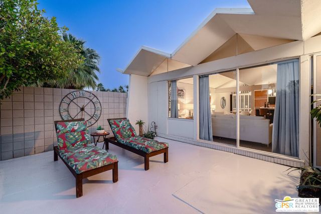 1772 S Araby Drive, Palm Springs CA: https://media.crmls.org/mediaz/60c0eed8-024a-4840-95db-903c05d824d2.jpg