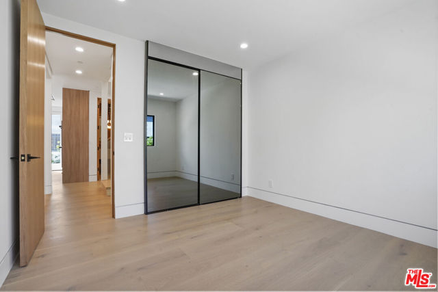 1161 Stearns Drive, Los Angeles CA: https://media.crmls.org/mediaz/60c3dd8a-1357-462b-98a6-a5d14a0ac9ec.jpg