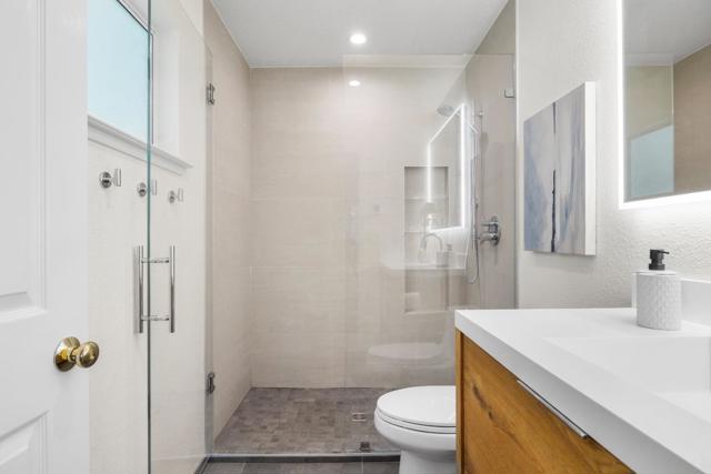 22021 Old Santa Cruz Highway, Los Gatos CA: https://media.crmls.org/mediaz/60c58dcb-8bea-459b-8747-2c747236610f.jpg