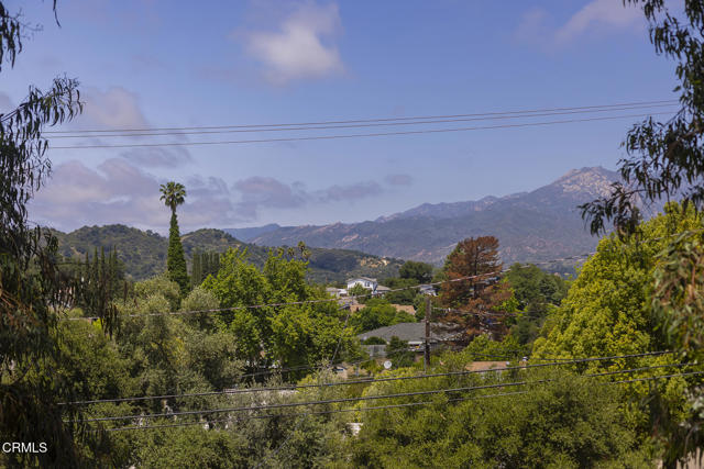 11220 N Ventura Avenue, Ojai CA: https://media.crmls.org/mediaz/60c9cc8e-dfb2-4e58-9e44-83c43a8c0a89.jpg