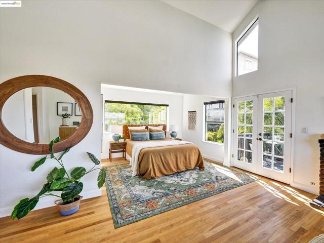 336 Washington Ave, Richmond CA: https://media.crmls.org/mediaz/60ca2094-08e6-4019-a58c-59ddd872c168.jpg