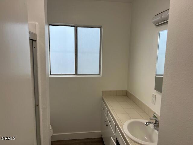 Detail Gallery Image 5 of 6 For 13429 Camilla St #J,  Whittier,  CA 90601 - 1 Beds | 1 Baths