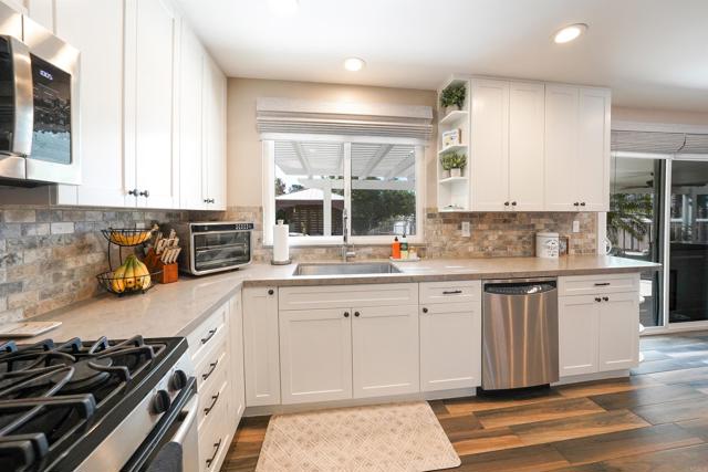 Detail Gallery Image 13 of 35 For 24363 Del Amo Rd, Ramona,  CA 92065 - 3 Beds | 2 Baths