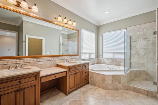 4165 Ashford Circle, Hollister CA: https://media.crmls.org/mediaz/60cd0b4f-83f2-449b-bb50-eef069cb90d2.jpg
