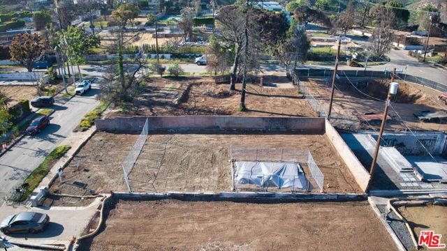 1150 Kagawa Street, Pacific Palisades CA: https://media.crmls.org/mediaz/60cd7c83-2c14-4332-8214-f6922614b9a3.jpg