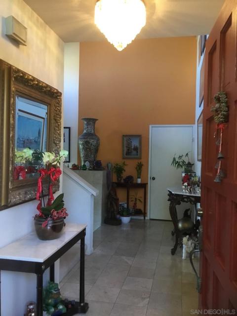 6645 Caminito Scioto, La Jolla CA: https://media.crmls.org/mediaz/60ce527c-c39c-48a5-8d1c-45eb49f937a3.jpg