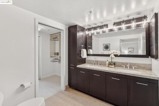 170 King St, San Francisco CA: https://media.crmls.org/mediaz/60cedc10-0474-4cb8-b853-73477f9fadbf.jpg