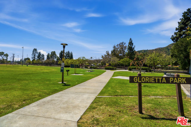 1816 Rosita Drive, Glendale CA: https://media.crmls.org/mediaz/60cf403d-1705-472f-a8fc-831a67df9692.jpg