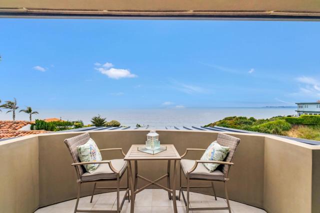 616 Bayview Drive, Aptos CA: https://media.crmls.org/mediaz/60cf5006-41cb-4851-87cd-fd71243b971f.jpg