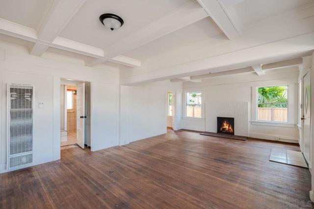 3711 29th St, San Diego CA: https://media.crmls.org/mediaz/60cfb87e-e584-4b27-85ef-9e2ebad229dd.jpg