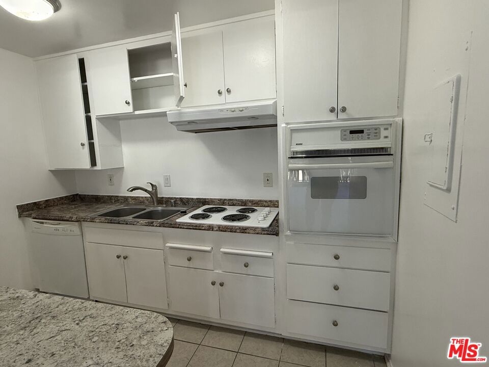 10840 Camarillo #6