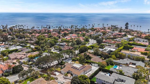 380 Via Del Norte Lot 9, La Jolla CA: https://media.crmls.org/mediaz/60d1cf60-a044-47d0-8f38-9aa3cd621385.jpg