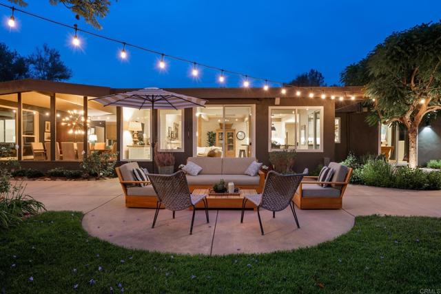 16851 Orchard Bend Road, Poway CA: https://media.crmls.org/mediaz/60d2188d-b6fd-419c-9916-ac7669ea1b25.jpg