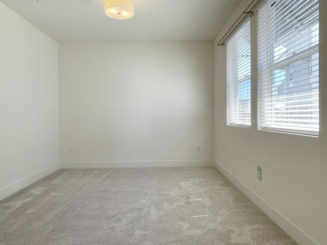 9600 Seawind Way, Newark CA: https://media.crmls.org/mediaz/60d2dddc-f68f-46ef-bb10-0fd061902fde.jpg
