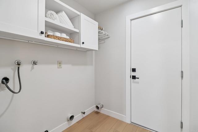 Detail Gallery Image 55 of 72 For 1358 Walnutview Dr, Encinitas,  CA 92024 - 4 Beds | 2 Baths